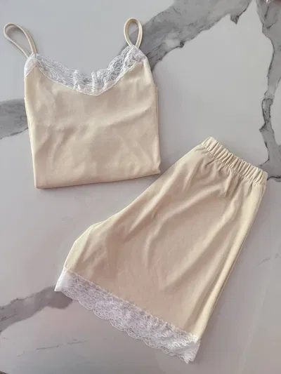 PIJAMA MORLEY CORTO PUNTILLA BLANCA (MANTECA)