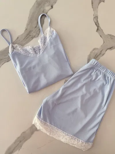 PIJAMA MORLEY CORTO PUNTILLA BLANCA (CELESTE)