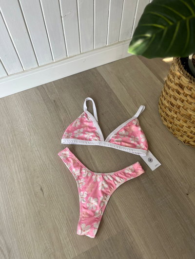 Bikini Flor estampada -FLORES CON ROSA-
