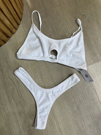BK Fedra texturada -BLANCA-