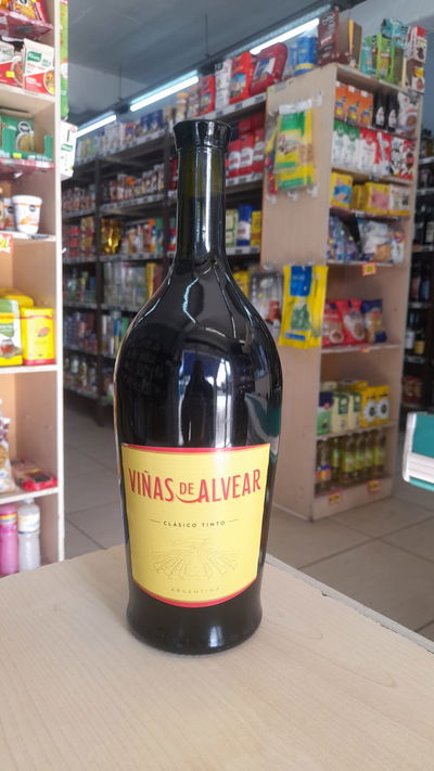 Vino Tinto Viñas De Alvear x 1,125 litro