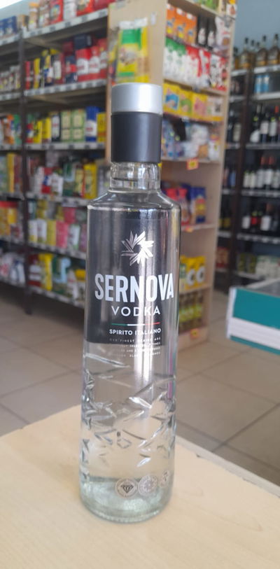 Vodka Sernova Clásico x 700cc