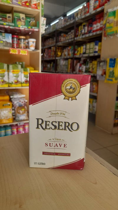 Tetrabrik Vino Tinto Suave Resero x 1 litro