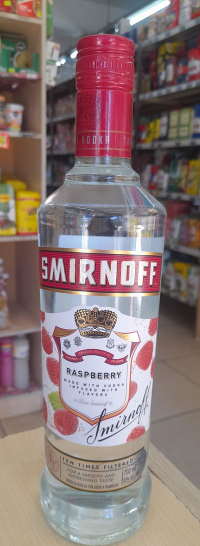 Smirnoff Vodka Raspberry x 700ml