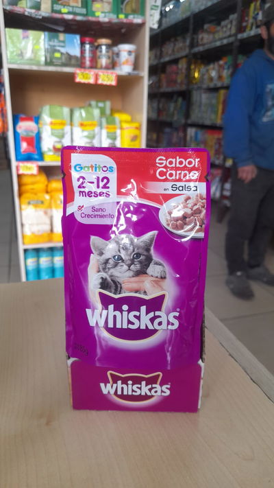 Alimento Para Gatos Cachorro Whiskas Sabor Carne en Salsa x 85g