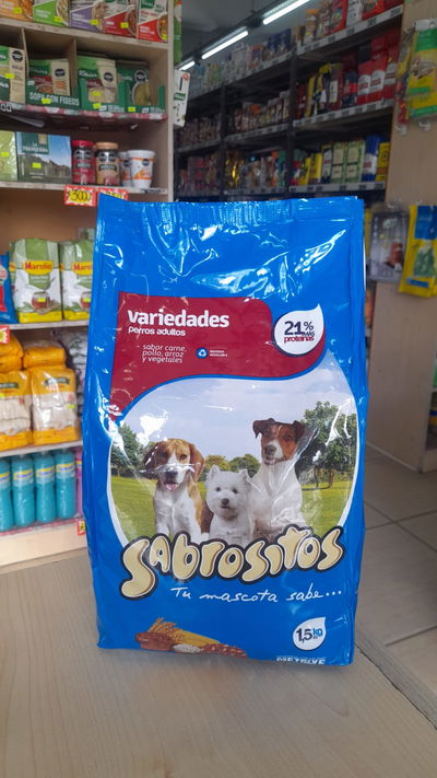 Alimento Para Perro Adulto Sabrositos Carne/Pollo/Arroz/Vegetales x 1,5kg