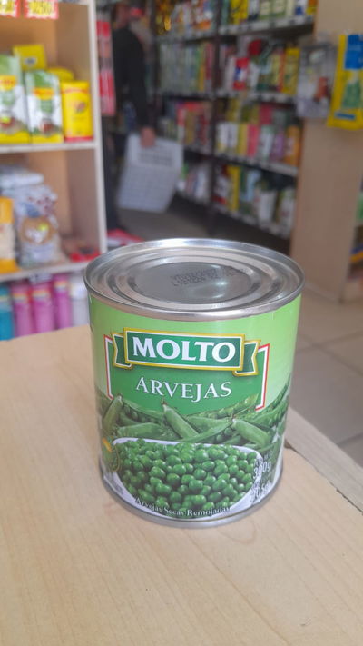 Molto Lata de Arvejas x 300g