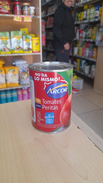 Arcor Lata de Tomates Peritas Sin Tacc x 400g