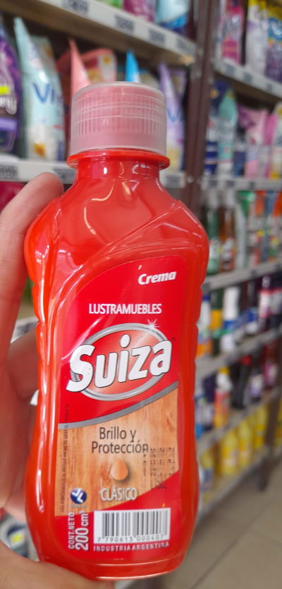 Suiza Lustramuebles Crema Clásico x 200cm