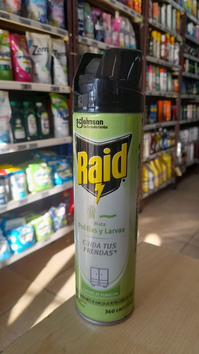 Raid Mata Polillas y Larvas Cuida tus Prendas x 360cm
