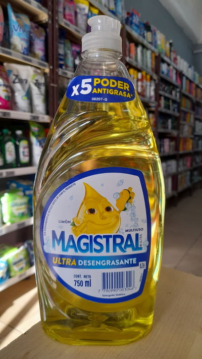 Detergente Magistral Limón X5 Poder Antigrasa x 750ml