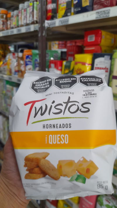 Twistos Mini Tostaditas Horneados Sabor Queso x 95g