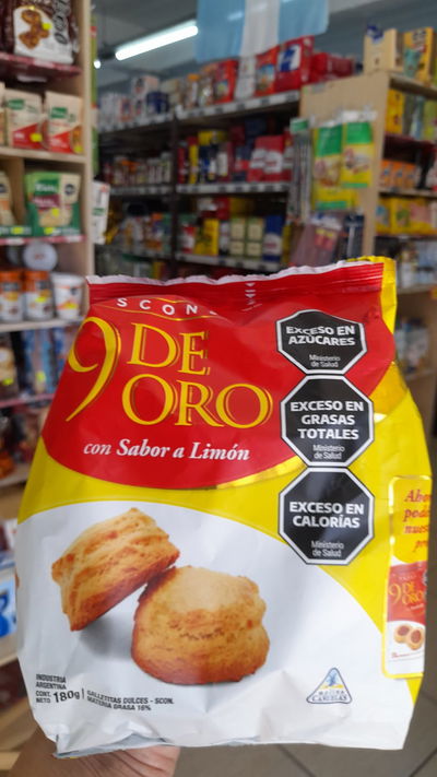 9 De Oro Galletitas Scons C/ Sabor a Limón x 180g