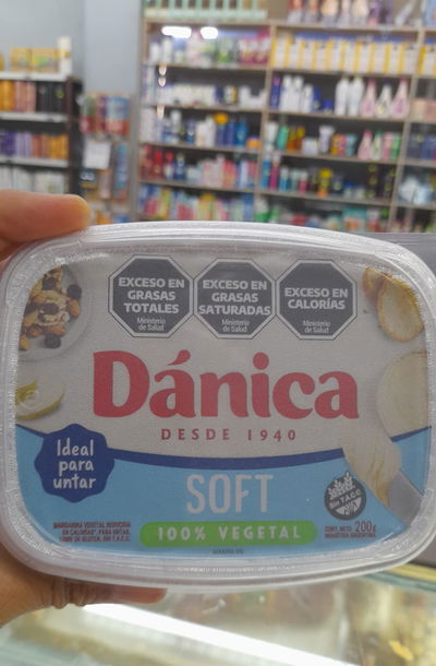 Dánica Margarina Soft Vegetal Ideal Para Untar x 210g