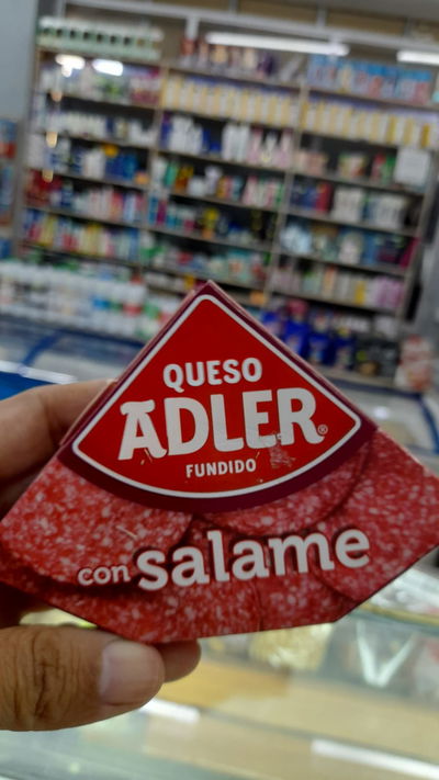 Adler Queso Fundido C/Salame x 100g