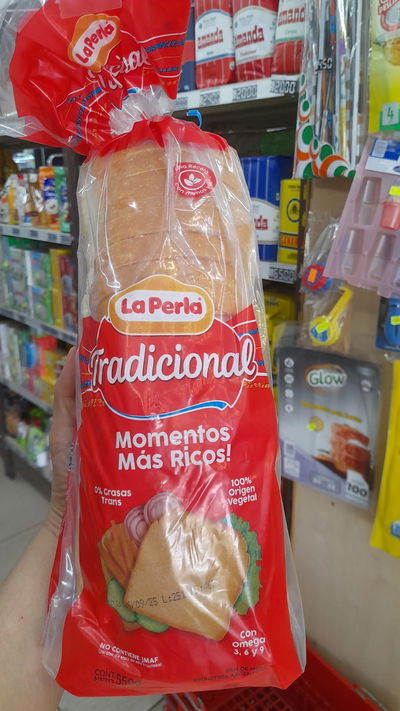 La Perla Pan Lactal Tradicional x 550g