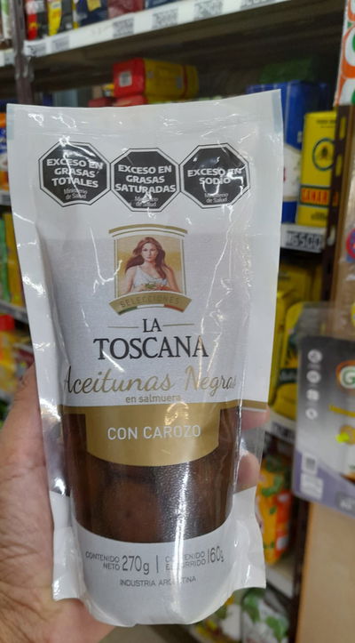 La Toscana Aceitunas Negra C/Carozo x 270g