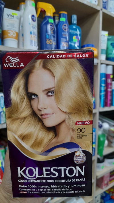 Wella Koleston 90 Rubio Extra Claro x 1uni.