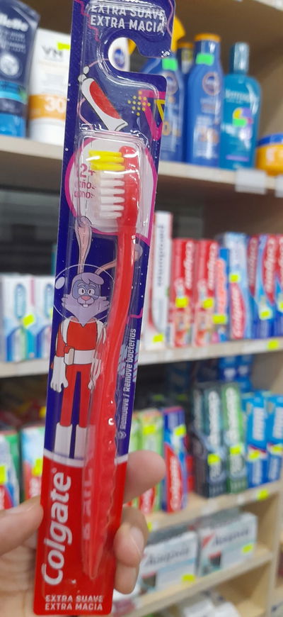 Colgate Cepillo Dental Extra Suave x 1uni.