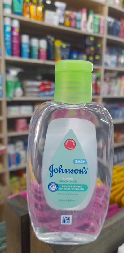 Johnson´s Colonia Fresca Caricia Para Bebés x 100ml