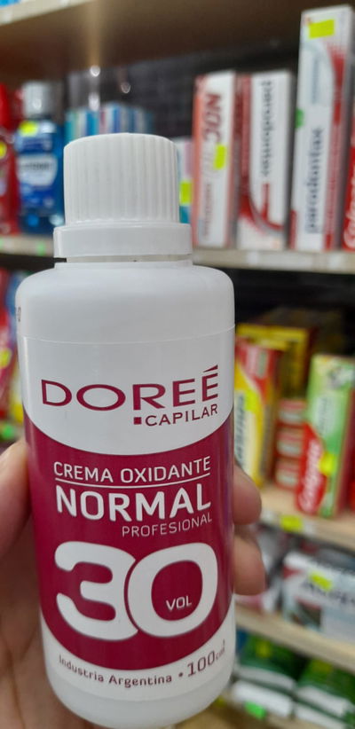 Doreé Capilar Crema Oxidante Normal Profesional 30vol. 100cm