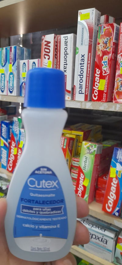 Cutex Quitaesmalte Fortalecedor x 50ml
