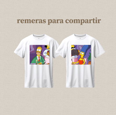 2 remeras de algodón estampadas con el diseño de Marge y Homero pastas para compartir