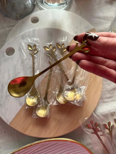 CUCHARITAS ACERO DORADA X6