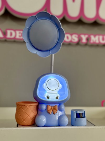 Lámpara Flor Astronauta con Sacapuntas