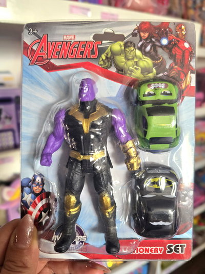 Avenger + 2 AUTOS A FRICCIÓN 