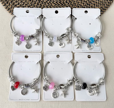 Pulseras con CHARMS