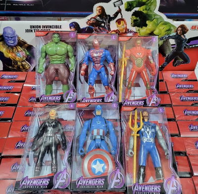 Avengers 2x1  (13cm de alto) CON LUCES