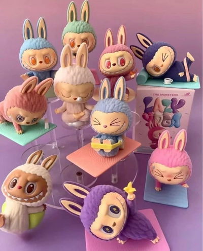 Labubu yoga