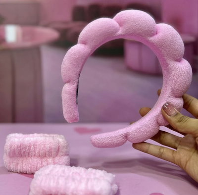 Diadema + Muñequeras + Scrunch de Satén SKINCARE