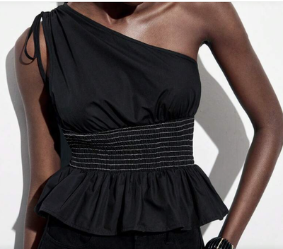 SHEIN - Blusa un hombro peplun talle S nueva