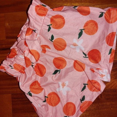 SHEIN - Short naranjas 9-12 meses