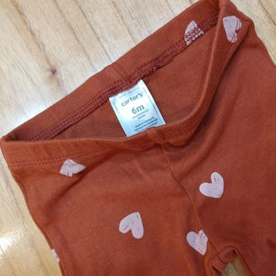 CARTERS - Calza leggings beba corazones 3-6 meses