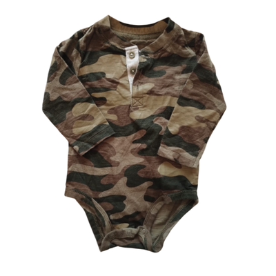 CARTERS - Body militar 6-9 meses nuevo