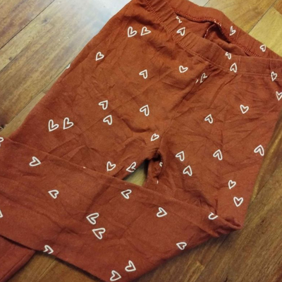 CAT AND JACK - Calza leggings corazones 4-5