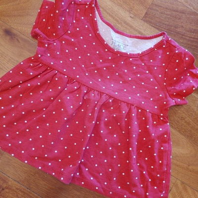 PLACE - Remera beba pintitas 12-12-18 meses