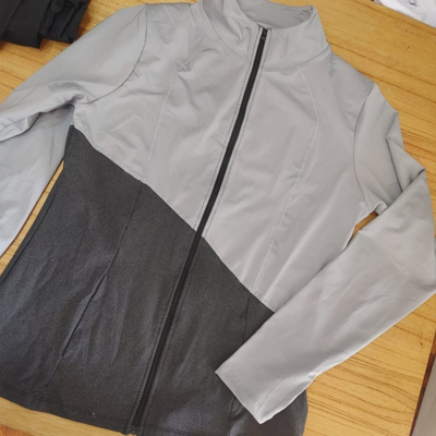 SHEIN - Campera deportiva mujer talle XL