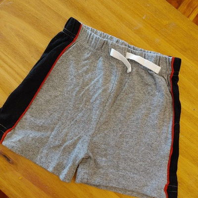 DISNEY - Short algodón 9-12 meses