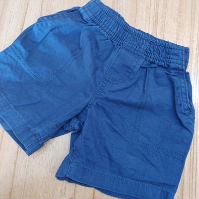 CARTERS - Short gabardina 18-24 meses