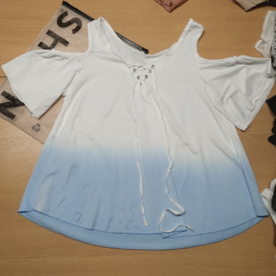 SHEIN - Blusa blanca celeste talle M