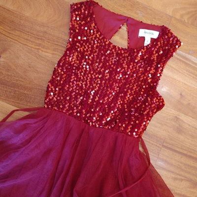 SPEECHLESS - Vestido fiesta talle 7