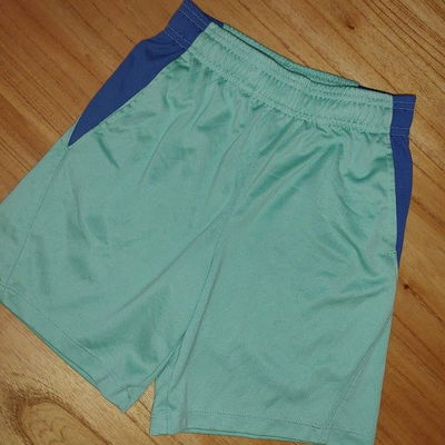 ALL IN MOTION - Pantalón corto niño 6/7