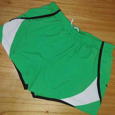 NIKE - Short mujer t.M