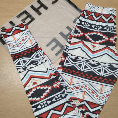 SHEIN - Calza leggings estampa talle M