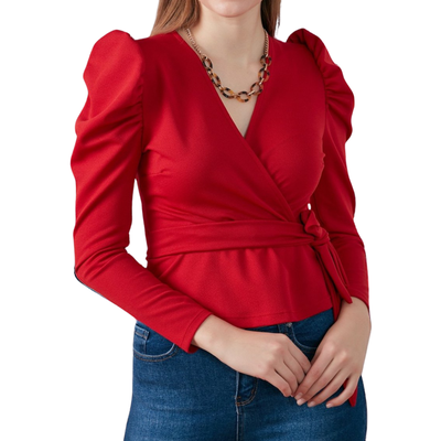HAKKE - Blusa roja talle L nueva