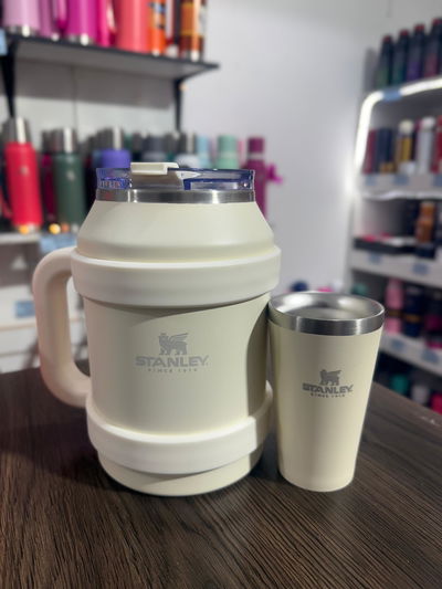 Botellón 1,5L + vaso tereré 